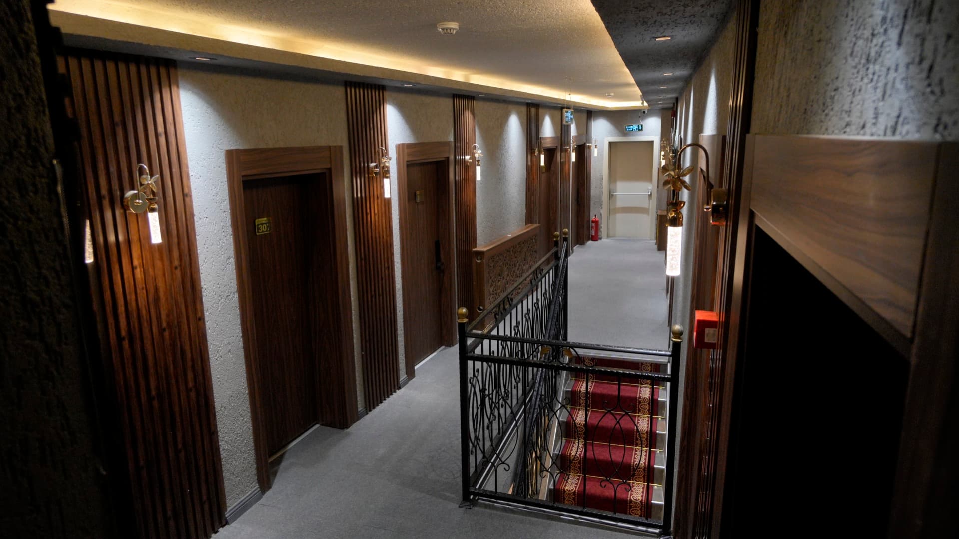 Divan Tower Hotel Erzurum - Otel Koridoru